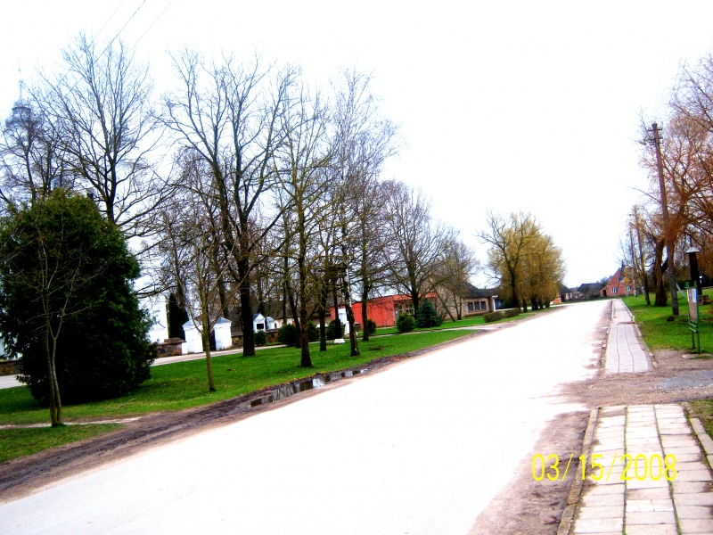 Vaizdas:Gatvė centro link 824.jpg