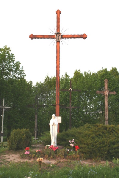 Vaizdas:Nepriklausomybės kryžius.jpg