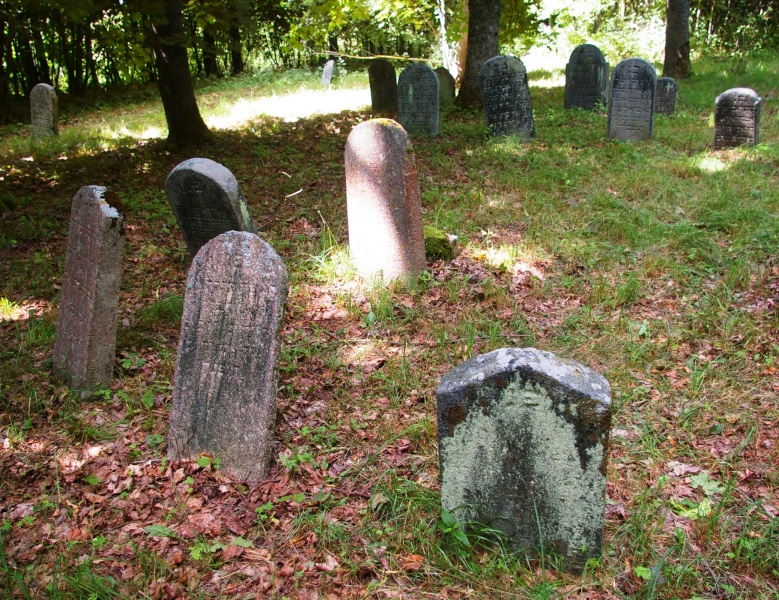 Vaizdas:Žydų kapinės, Skuodo r., Ylakiai 161.jpg
