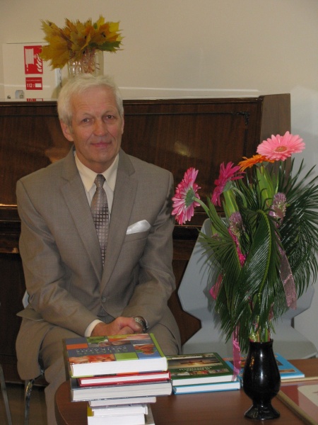 Vaizdas:T. Uža, 2013 m. bibliotekoje 478.jpg