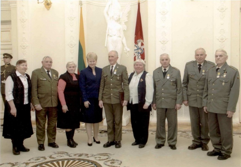 Vaizdas:Prezidenturoje anykstenai - sausio 13-osios dalyviai 925.jpg