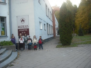 Gražu prie muziejaus Mažeikiuose