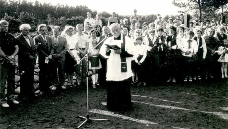 Vaizdas:Anyksciuose kryziaus sventinimas.jpg