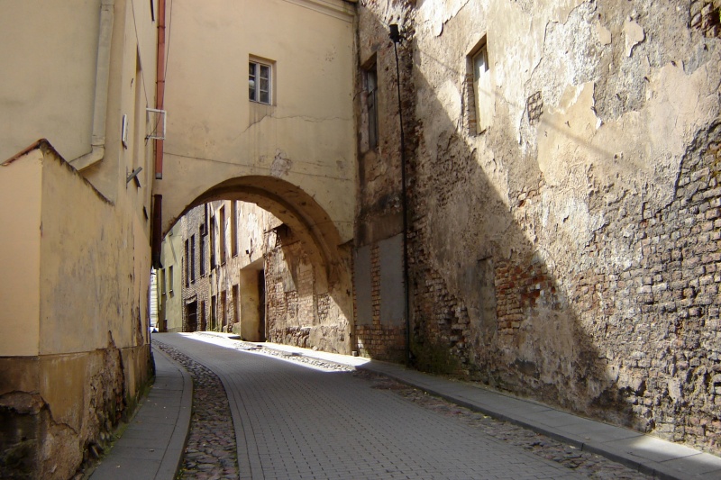 Vaizdas:Vilniaus gatvelė 700.jpg