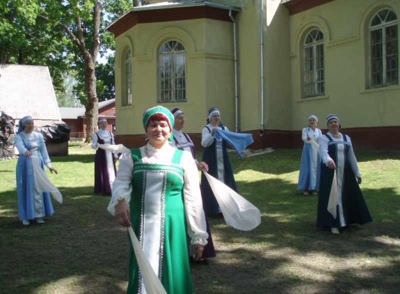 Vaizdas:Serebro ansamblis 864.jpg