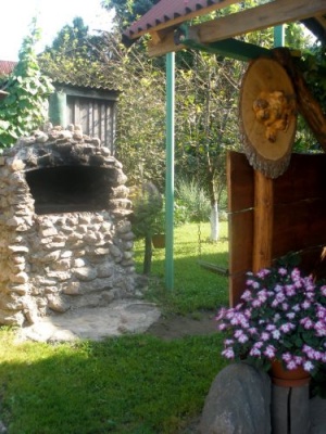 Iš Traupio sodybų grožybių
