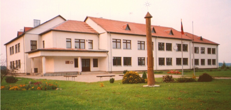 Vaizdas:Rudilių Jono Laužiko pagrindinė mokykla 708.jpg