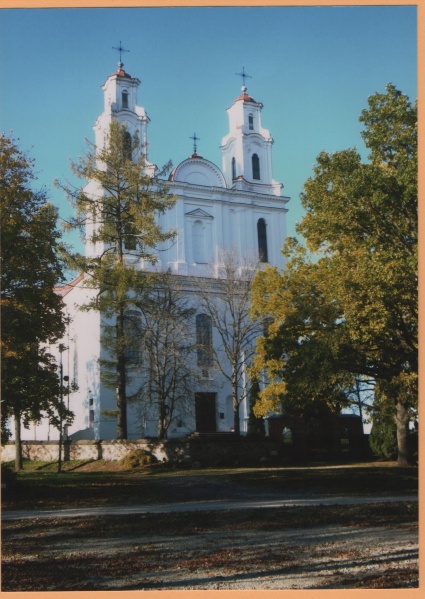 Vaizdas:Kurtuvėnų bažnyčios bokštai 273.jpg
