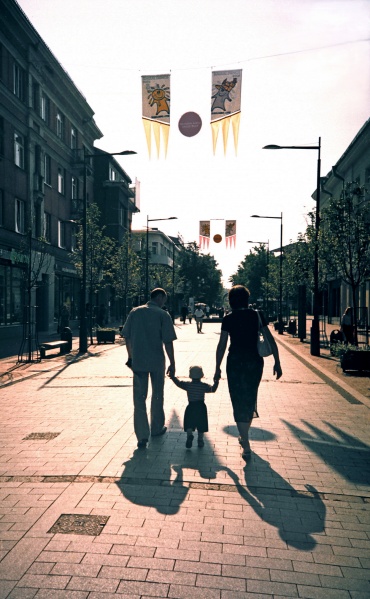 Vaizdas:Šiauliai. Šeima 963.jpg