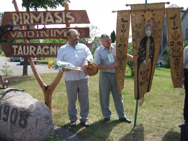 Vaizdas:Pirmojo spektaklio Tauragnuose 100 -mečio šventė 95.jpg