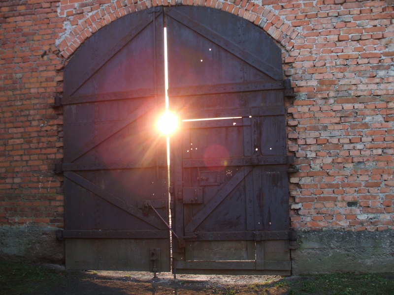 Vaizdas:Spindulys kalėjiman 951.jpg