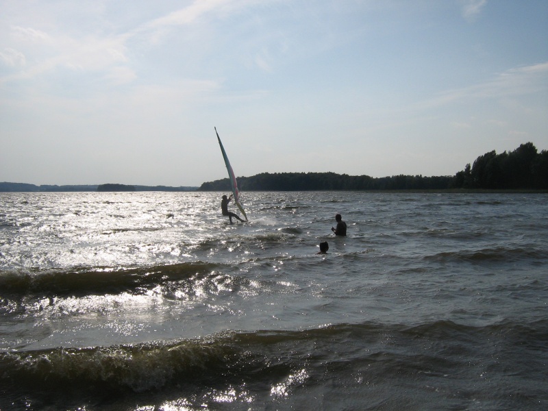 Vaizdas:Skrydis per bangas 825.jpg
