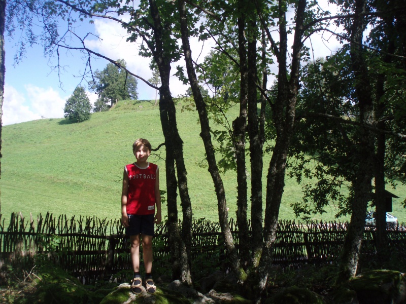Vaizdas:Vaizdas į Bilionių piliakalnį 854.jpg