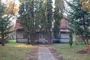 S. Šimkų (Bitininkų g. 45). V. Tamoliūnas