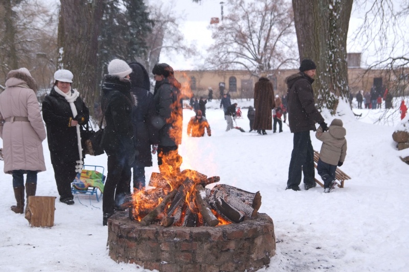 Vaizdas:Užgavėnių laužas... Kauno BS 721.jpg