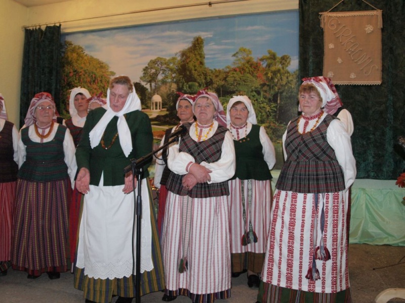 Vaizdas:Moterų ansamblis 192.jpg