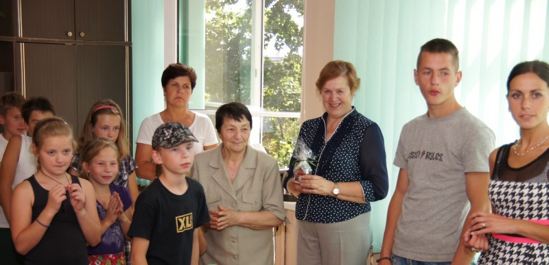 Vaizdas:Vaikų užimtumo centro darbuotojai 439.jpg