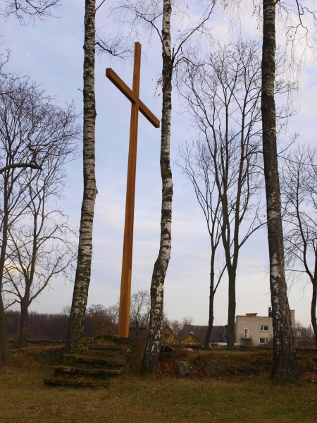 Vaizdas:Kamrėlavos bažnyčios kryžius 983.jpg