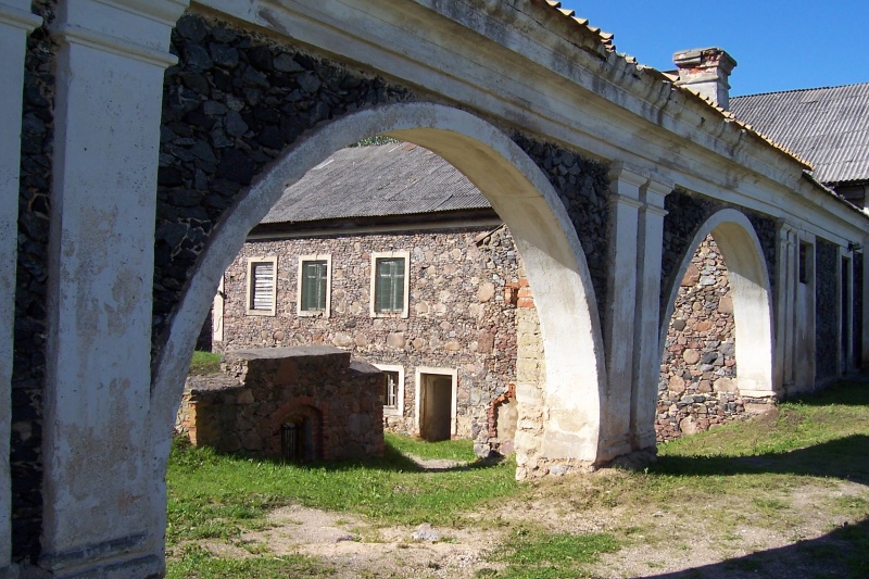 Vaizdas:Pakruojo dvaro arkos 282.jpg