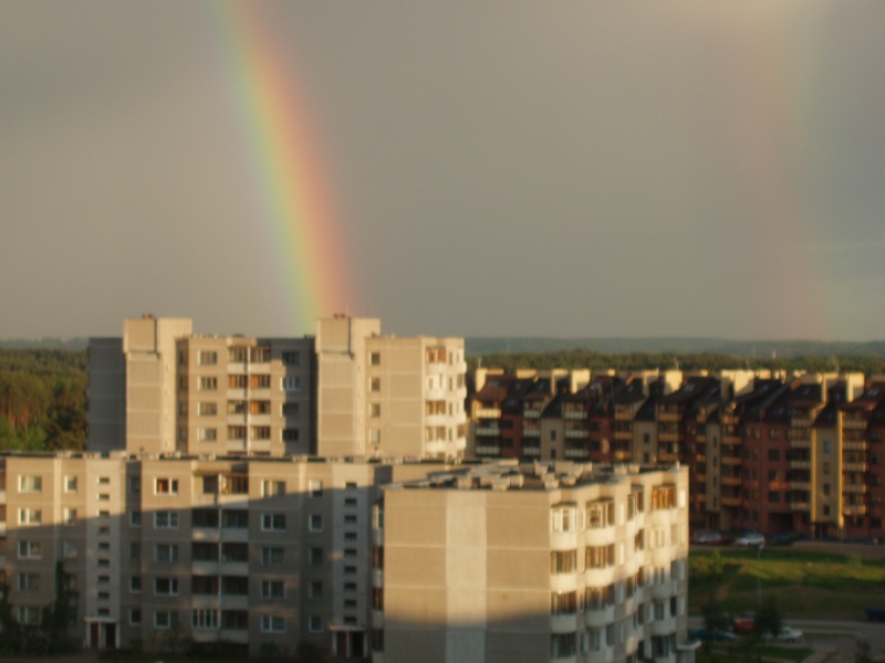 Vaizdas:Vaivorykštė virš Šiaulių 954.jpg
