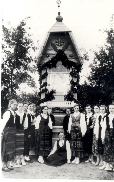 Vaizdas:Šv. Aloyzo paminklo atšventinimas 1991 m.jpg
