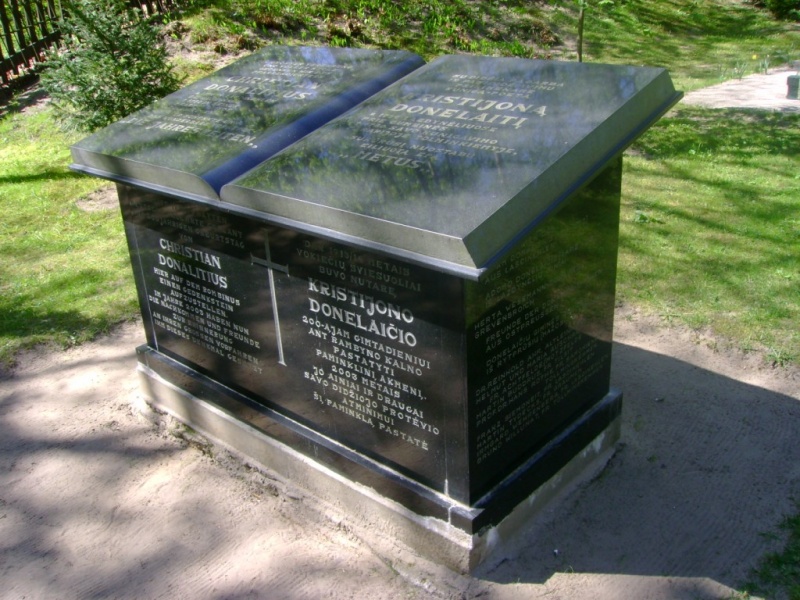 Vaizdas:Bitėnų kapinės (4).JPG