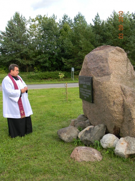 Vaizdas:Dovainonių apylinkių partizanams, politiniams kaliniams bei tremtiniams atminti 306.jpg