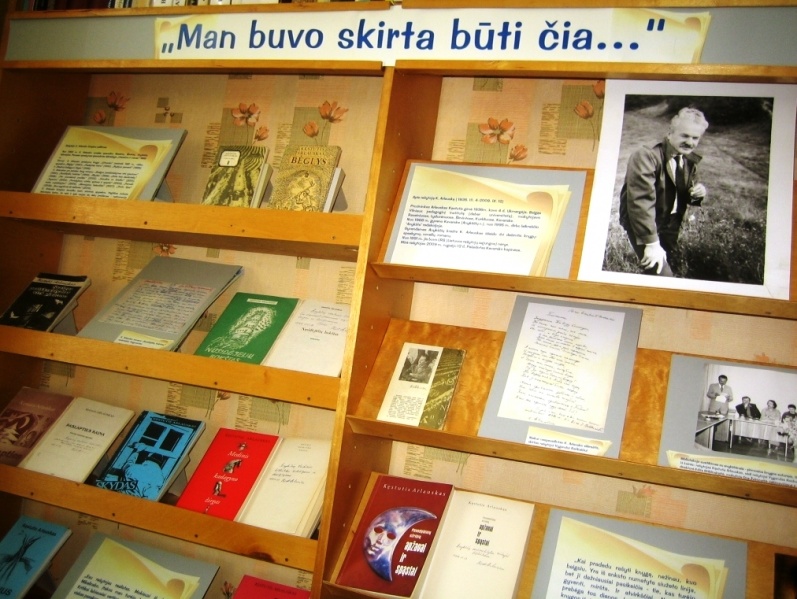 Vaizdas:Paroda K. Arlauskui 450.jpg