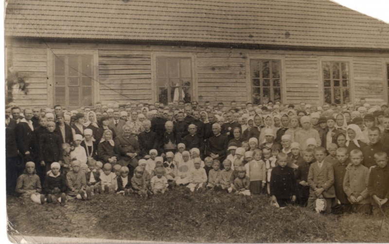 Vaizdas:Patašinės koplytėlės šventinimas 1928 m.jpg