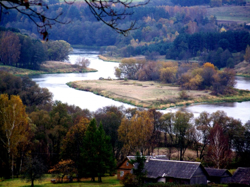 Vaizdas:Nuo Kernavės Piliakalnių 180.jpg
